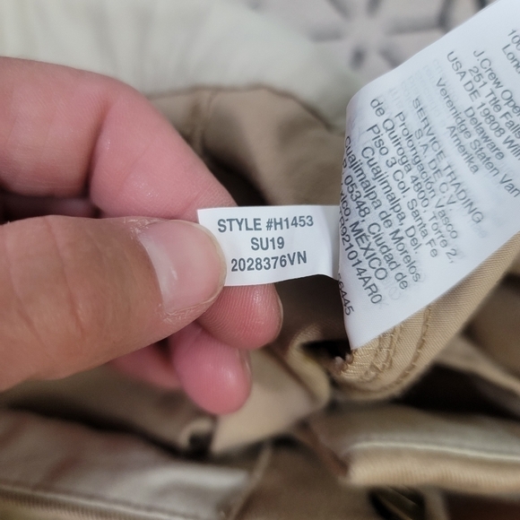 J.CREW 5INCH KHAKI SHORT, SZ 8 - Picture 9 of 12